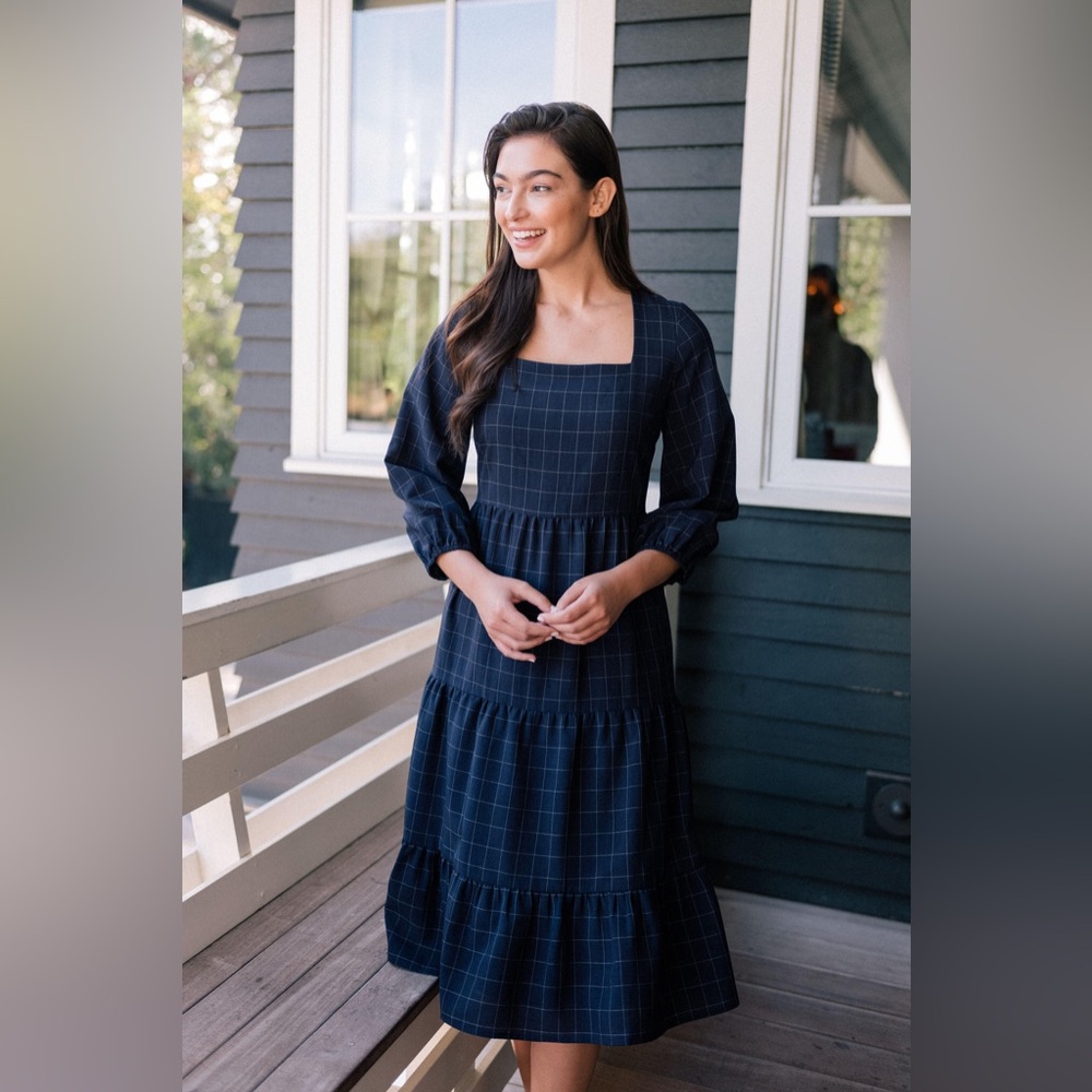 Gal Meets Glam Brynn Dress